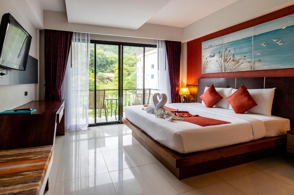 Dipantai Boutique Beach Resort Patong Luaran gambar