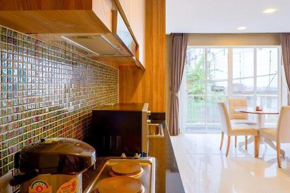 Dipantai Boutique Beach Resort Patong Luaran gambar