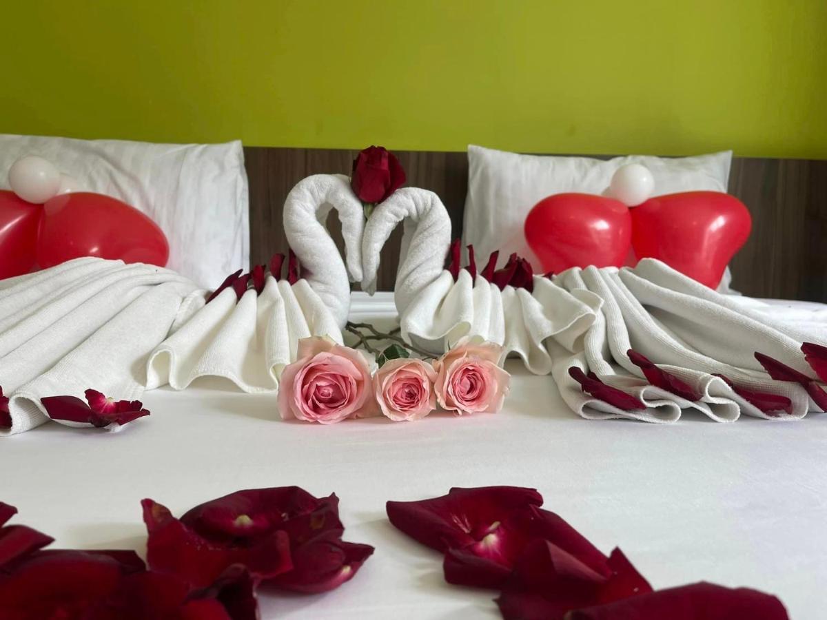 Dipantai Boutique Beach Resort Patong Luaran gambar