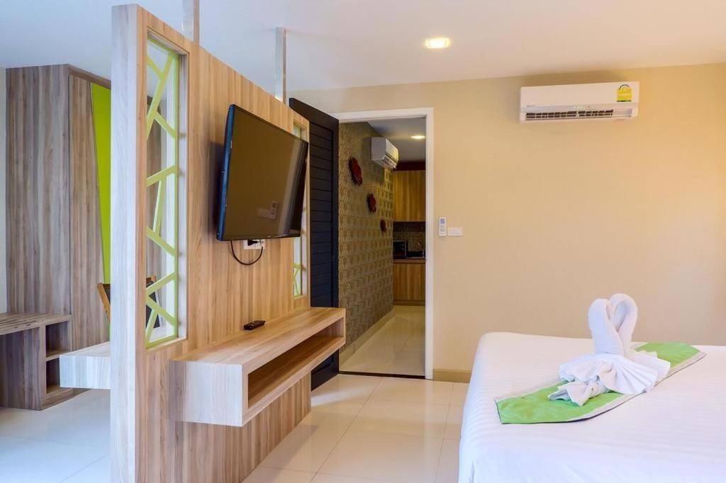 Dipantai Boutique Beach Resort Patong Luaran gambar